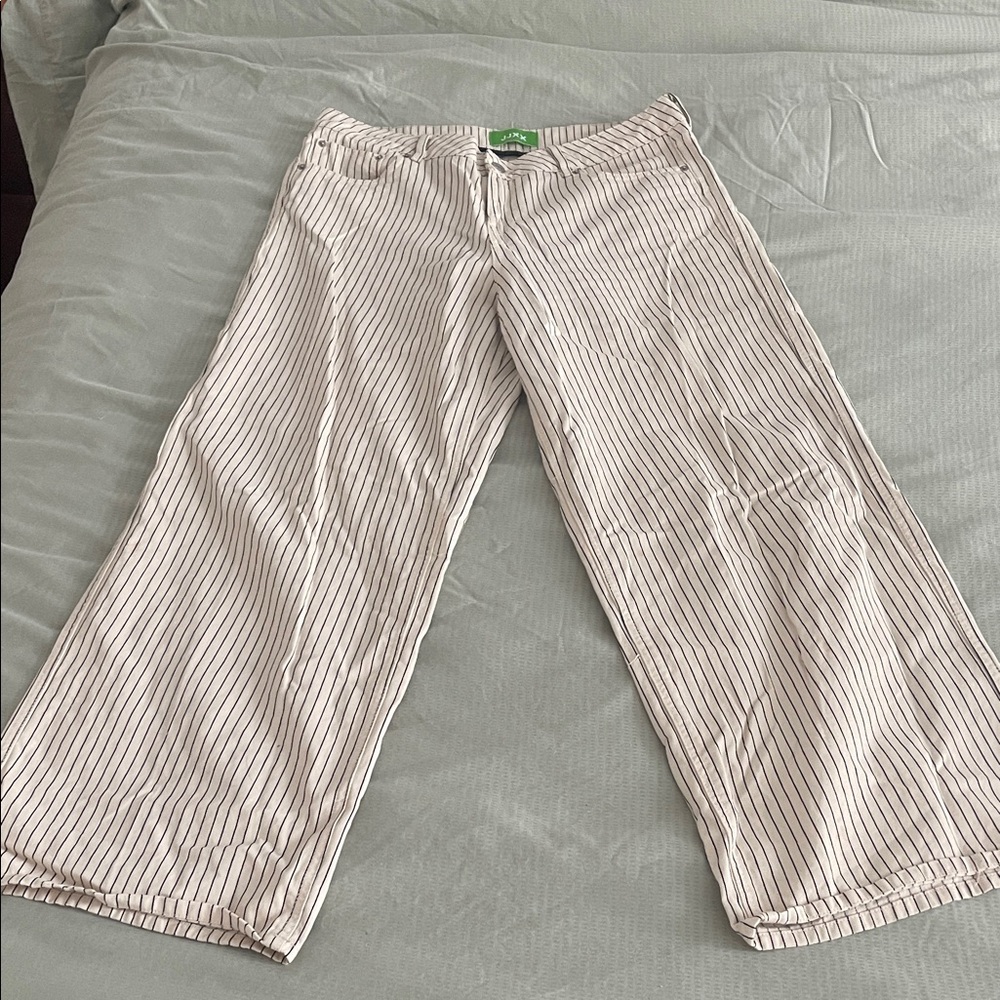 Striped Wide-Leg Women's Pants